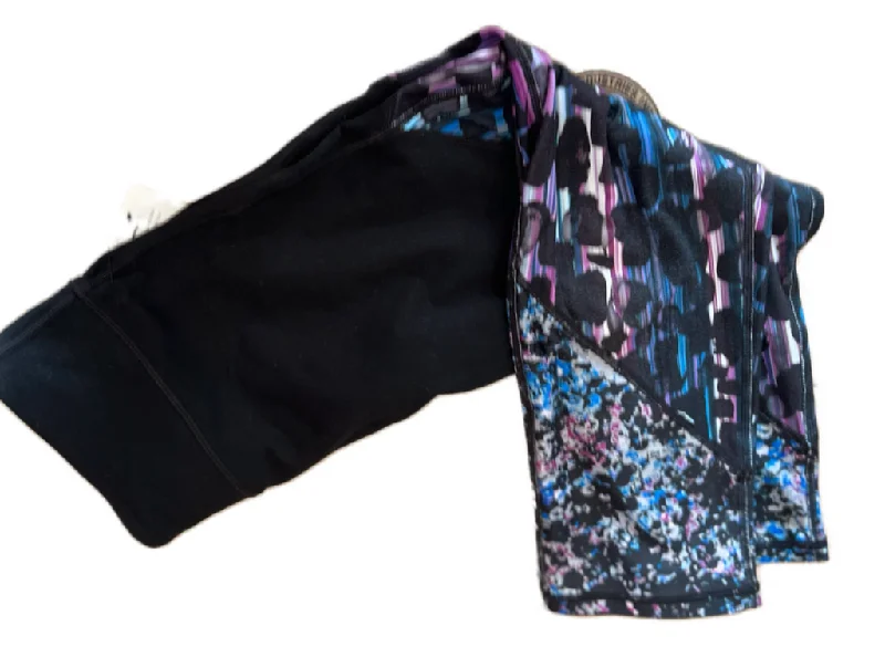 Fabletics Black & Floral Women's Capris Leggings Size S MSP$75