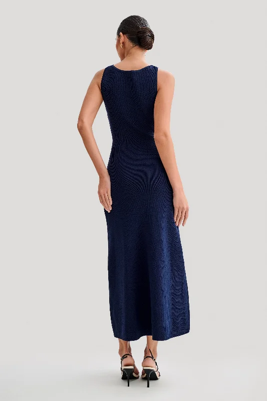 Sawyer Sleeveless Buttoned Maxi Dress - Navy